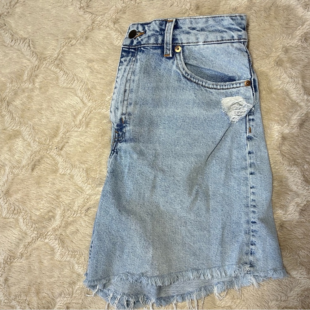 H&M Bermuda Shorts